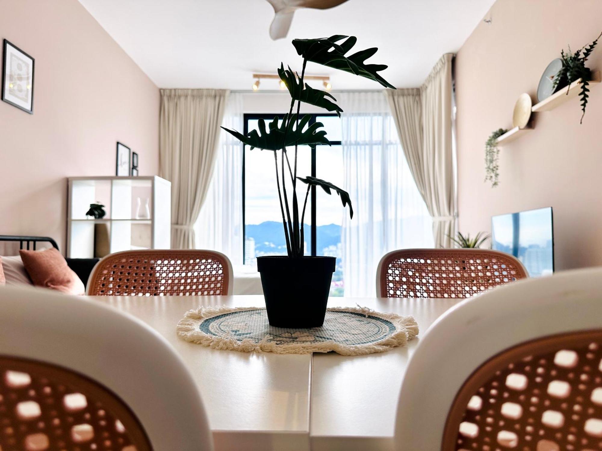 New 2Br Georgetown Warm And Lovely Homestay 10Pax-无敌美景两房民宿 Beacon Executive Suite Екстериор снимка