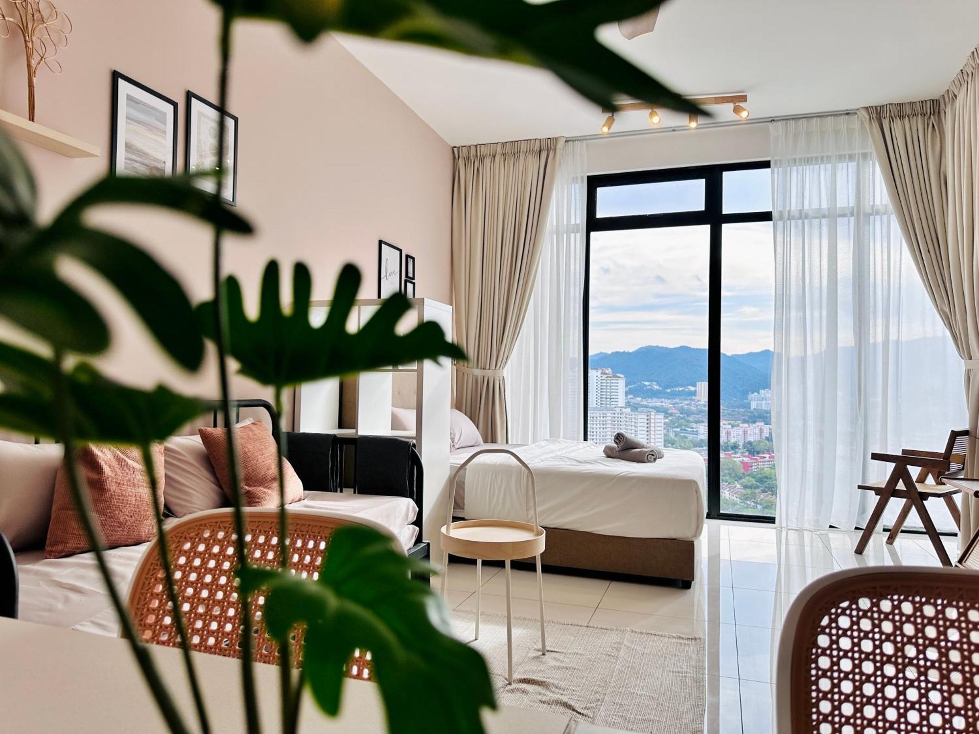 New 2Br Georgetown Warm And Lovely Homestay 10Pax-无敌美景两房民宿 Beacon Executive Suite Екстериор снимка