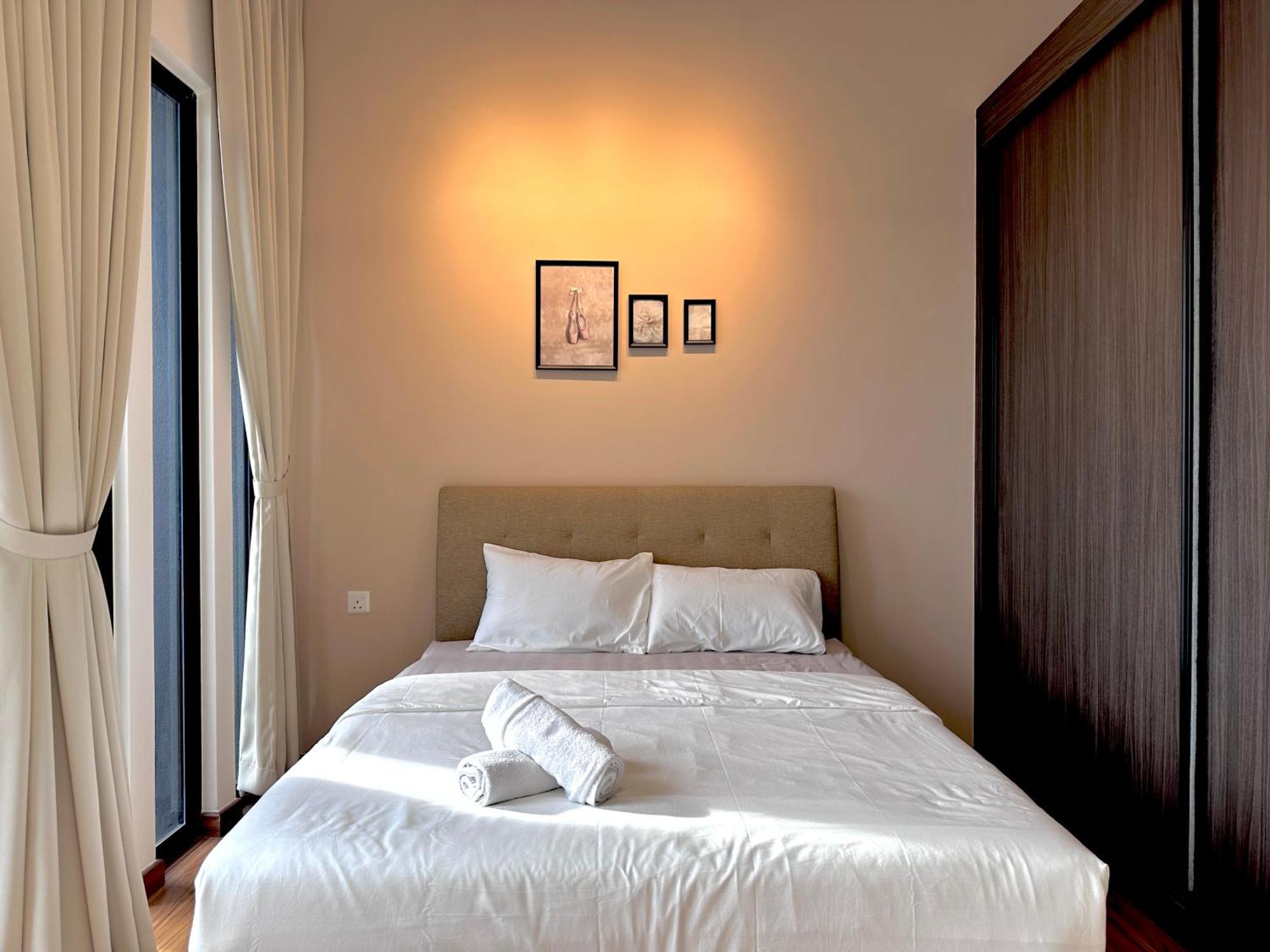 New 2Br Georgetown Warm And Lovely Homestay 10Pax-无敌美景两房民宿 Beacon Executive Suite Екстериор снимка