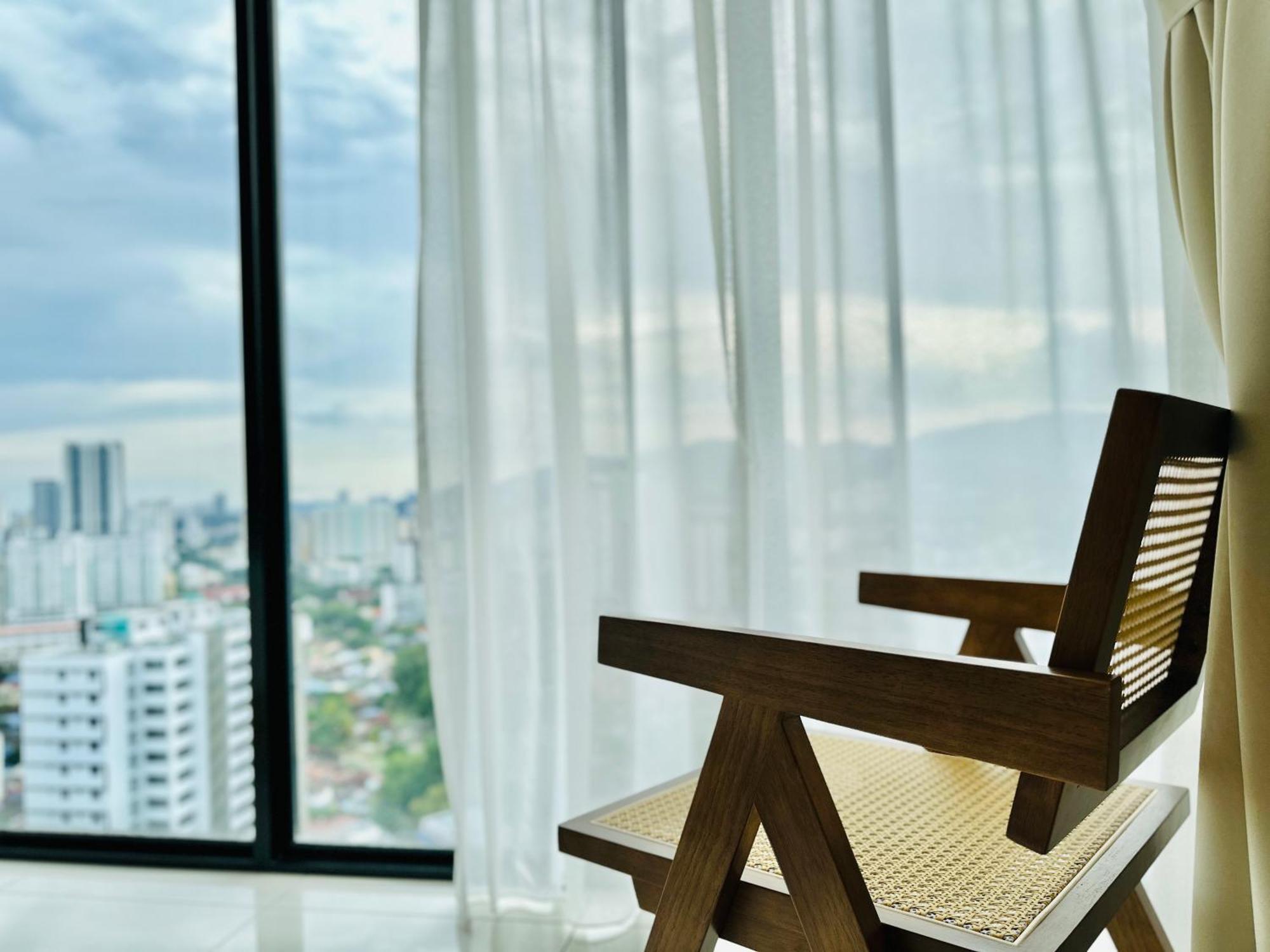 New 2Br Georgetown Warm And Lovely Homestay 10Pax-无敌美景两房民宿 Beacon Executive Suite Екстериор снимка