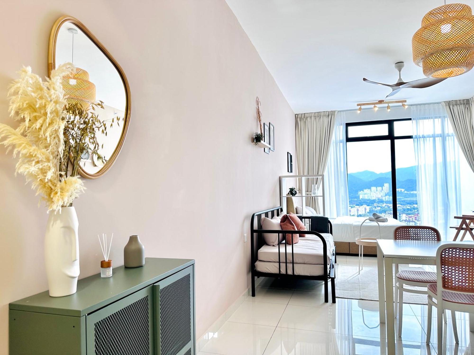 New 2Br Georgetown Warm And Lovely Homestay 10Pax-无敌美景两房民宿 Beacon Executive Suite Екстериор снимка