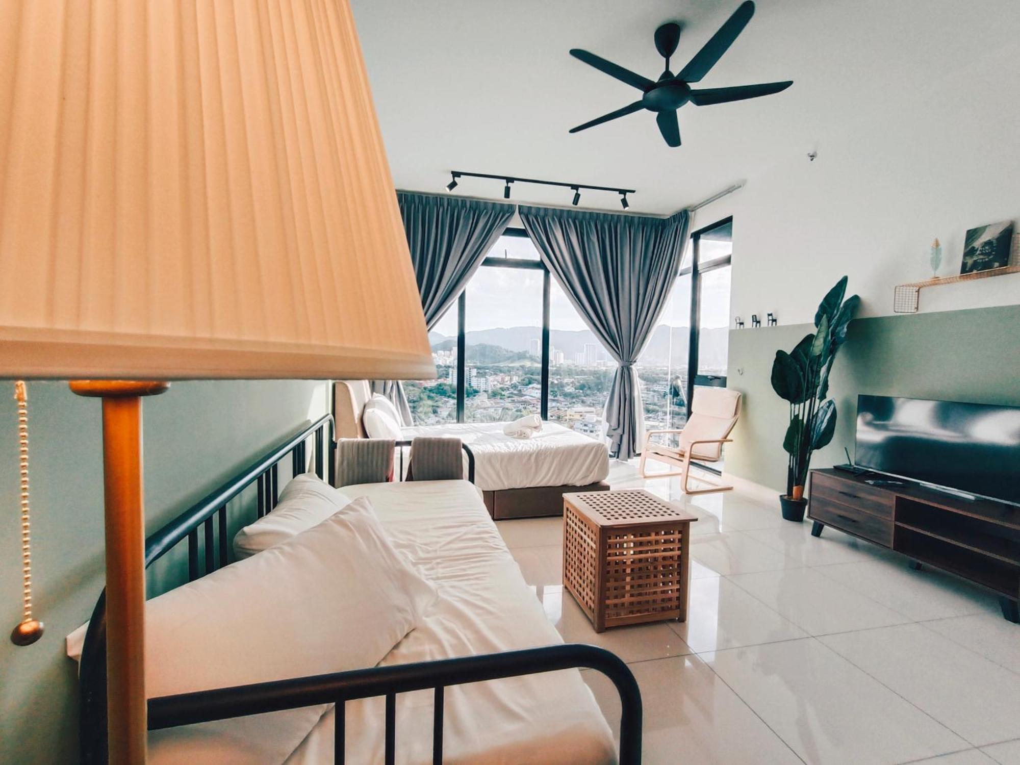 New 2Br Georgetown Warm And Lovely Homestay 10Pax-无敌美景两房民宿 Beacon Executive Suite Екстериор снимка