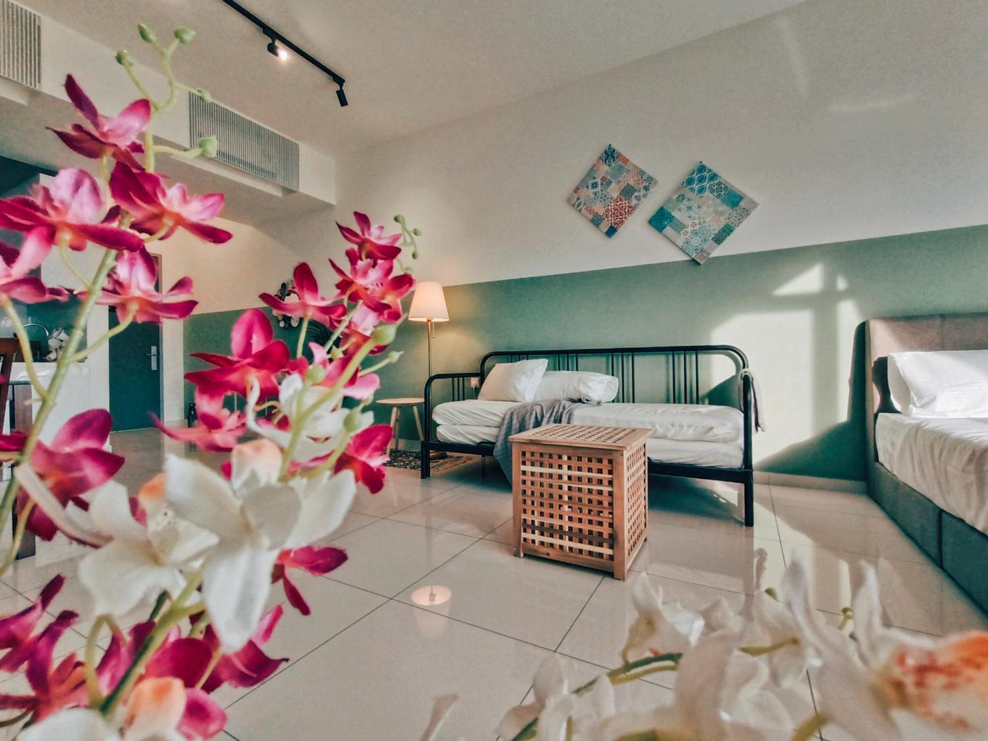 New 2Br Georgetown Warm And Lovely Homestay 10Pax-无敌美景两房民宿 Beacon Executive Suite Екстериор снимка