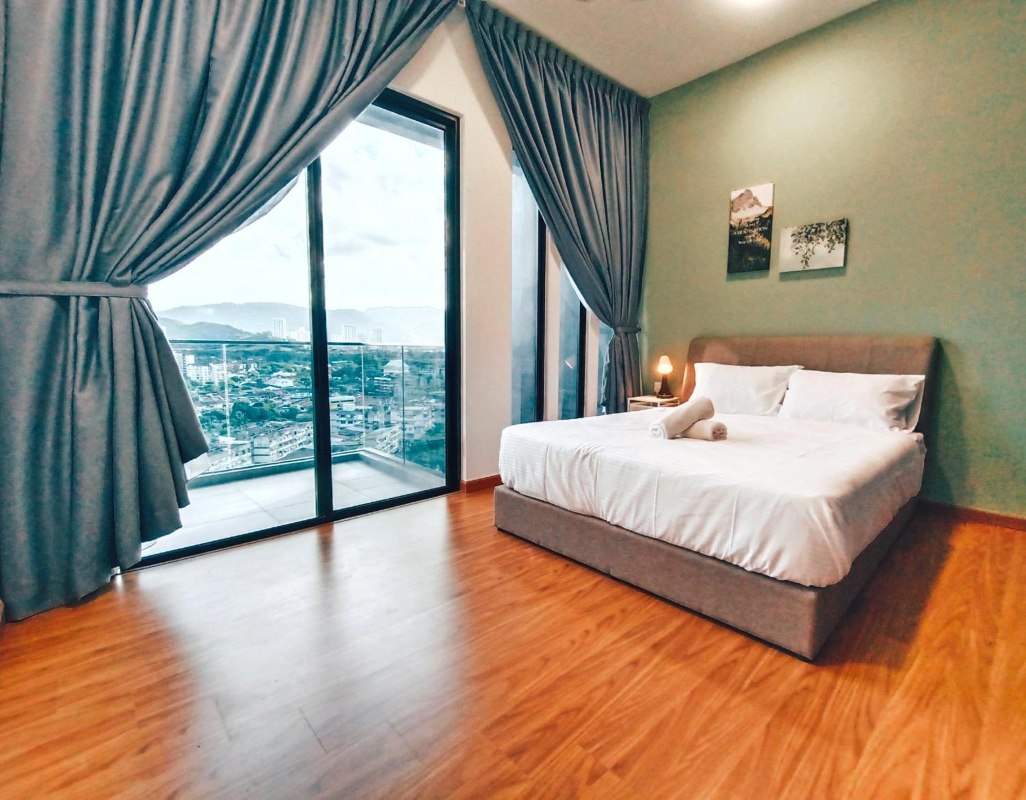New 2Br Georgetown Warm And Lovely Homestay 10Pax-无敌美景两房民宿 Beacon Executive Suite Екстериор снимка