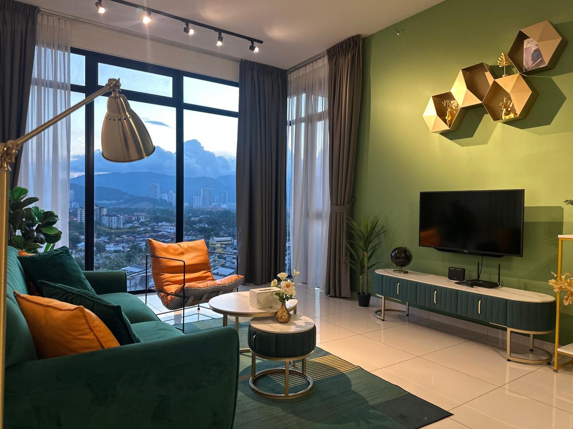 New 2Br Georgetown Warm And Lovely Homestay 10Pax-无敌美景两房民宿 Beacon Executive Suite Екстериор снимка