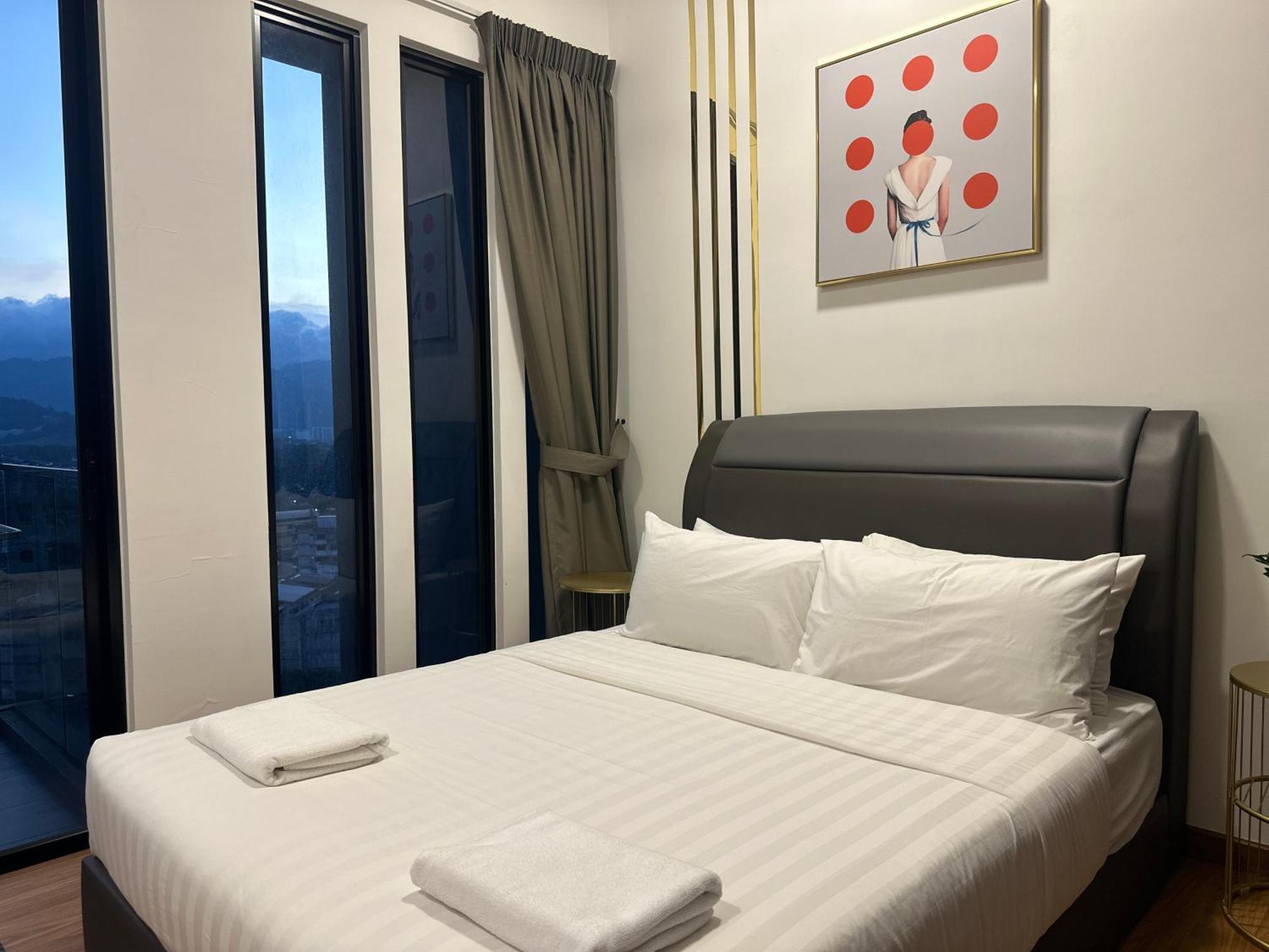 New 2Br Georgetown Warm And Lovely Homestay 10Pax-无敌美景两房民宿 Beacon Executive Suite Екстериор снимка